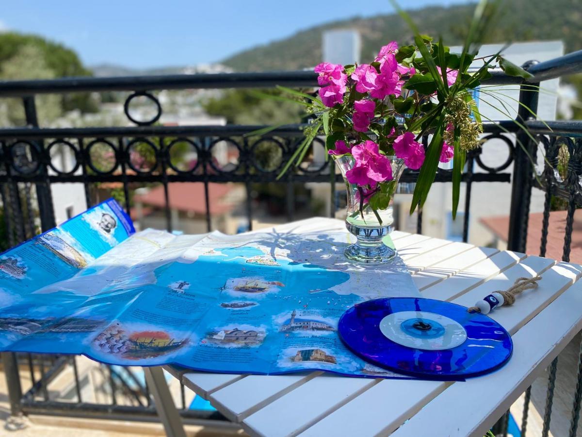 Merve Apartments, Your Home From Home In Central Bodrum, Street Cats Frequent The Property, Not All Apartments Have Balconies , Ground Floor Have Terrace With Table And Chairs Zewnętrze zdjęcie